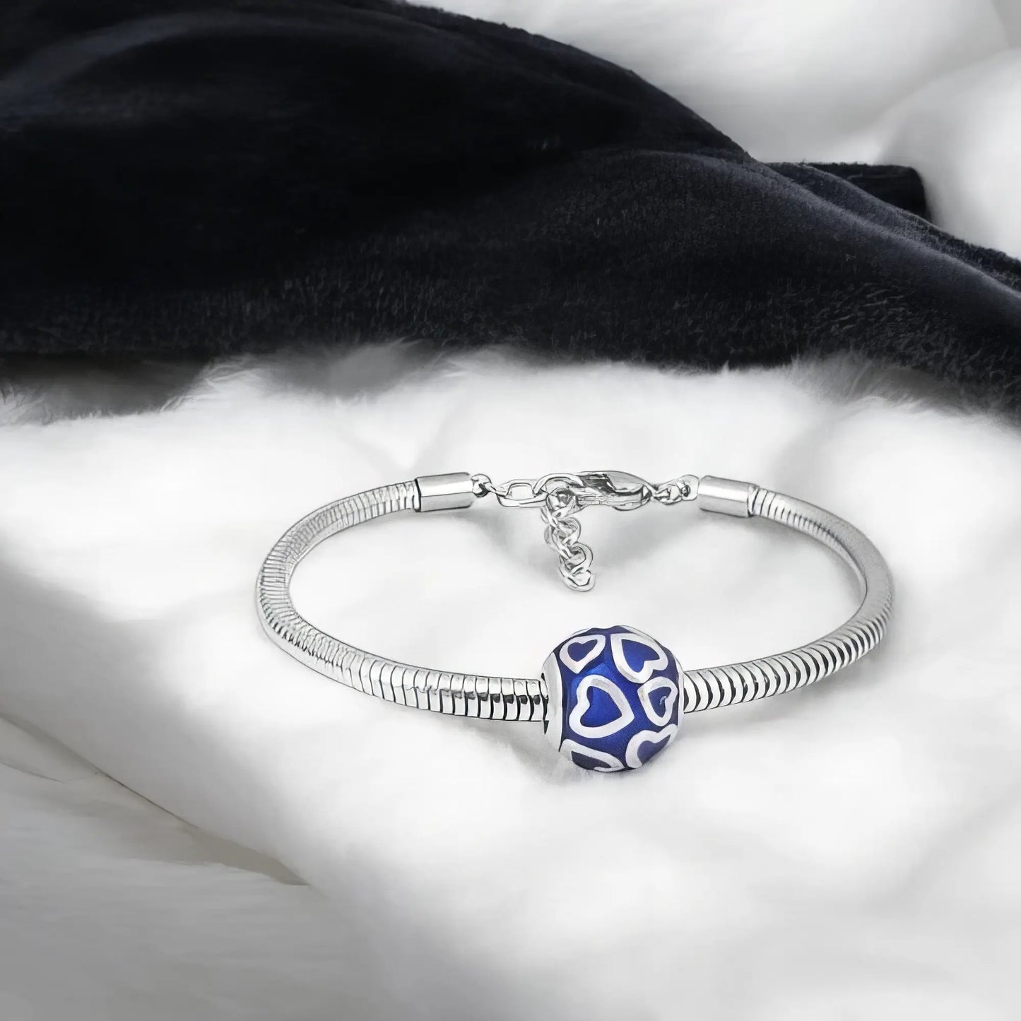 Ατσάλινο βραχιόλι με charm (B3285)