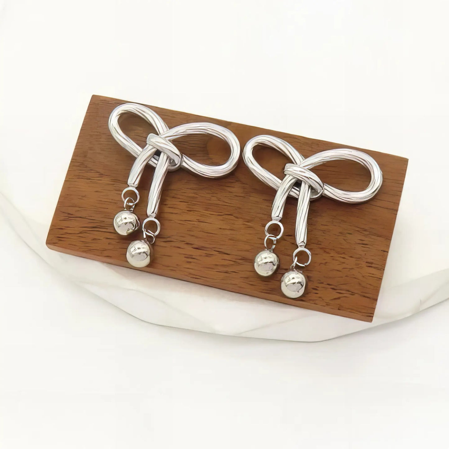 Ατσάλινα σκουλαρίκια φιογκάκια 2x2.5cm (E3179)