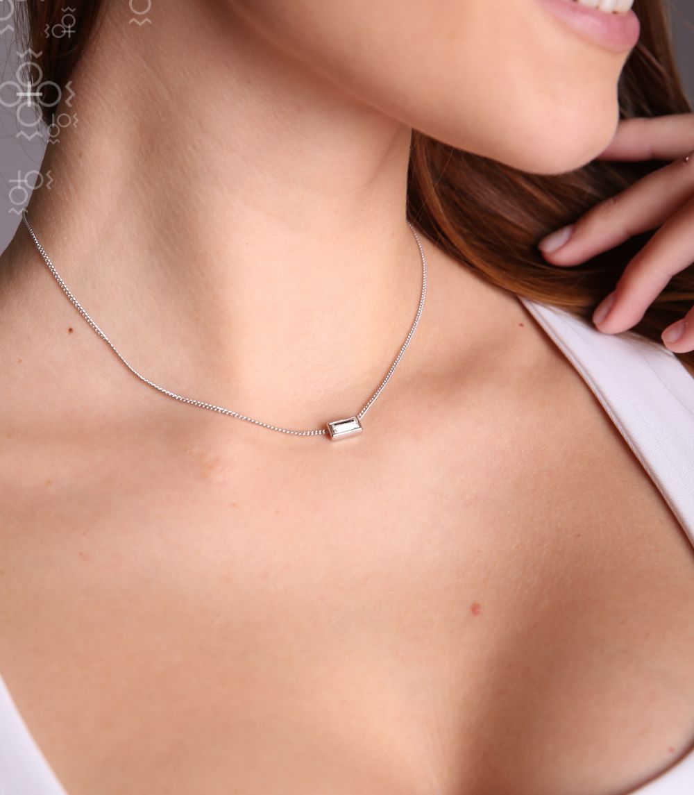 Κολιέ με κυκλικό μοτίφ, πέρλες και κρύσταλλα Swarovski (F1142)