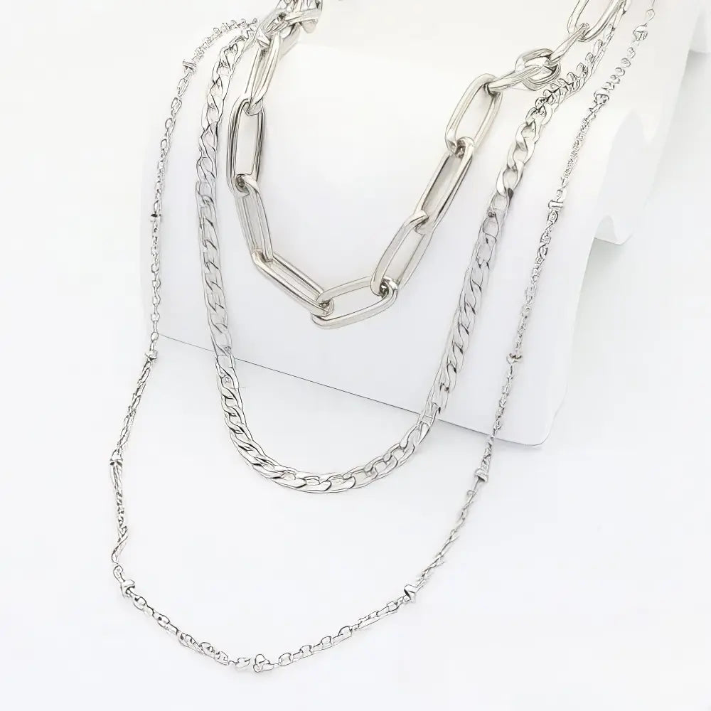 Ατσάλινο Layered Κολιέ σε Ασημί Απόχρωση (N3293)