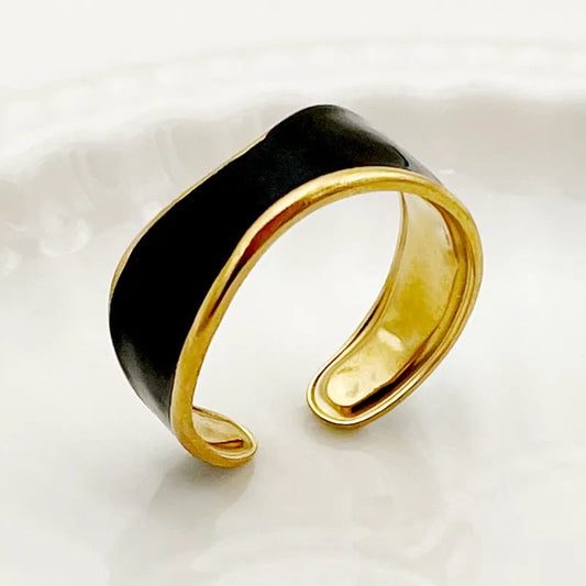 Ατσάλινο δαχτυλίδι με μαύρο σμάλτο one size (R1380)
