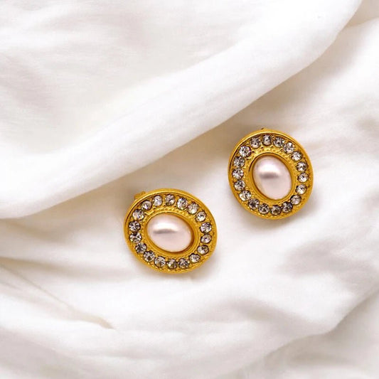Ατσάλινα καρφωτά σκουλαρίκια με πέρλα & ζιργκόν 1.5cm (E1521) - charmy.gr