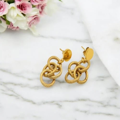 Ατσάλινα σκουλαρίκια κρεμαστά 1.3cm επιχρυσωμένα (E3007) - charmy.gr