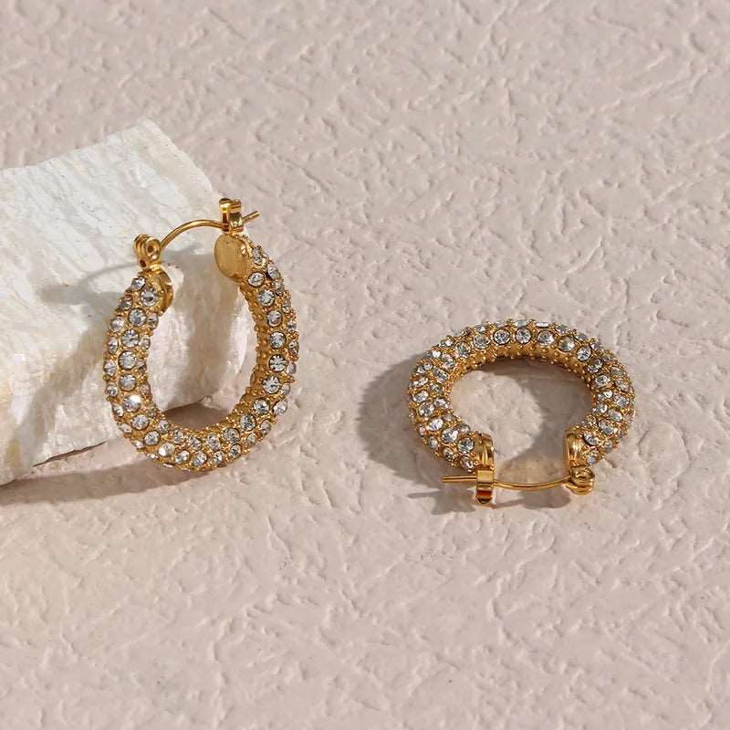 Ατσάλινοι κρίκοι μάκρος 2.5cm με ζιργκόν (E1347)