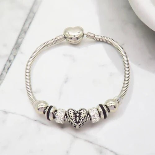 Ατσάλινη αλυσίδα χεριού ασημί με charms καρδιά (B3005) - charmy.gr