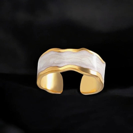 Ατσάλινο δαχτυλίδι με άσπρο σμάλτο (R1426) - charmy.gr