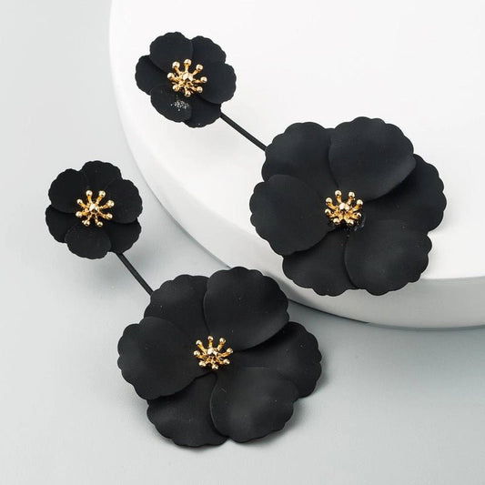 Κρεμαστά σκουλαρίκια λουλούδι χρώμα μαύρο 8cm (E1374)