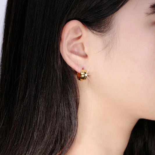 Γυναικεία ατσάλινα σκουλαρίκια κρίκοι μικροί χοντροί επιχρυσωμένοι 1εκ (E1232) - earrings - charmy.gr