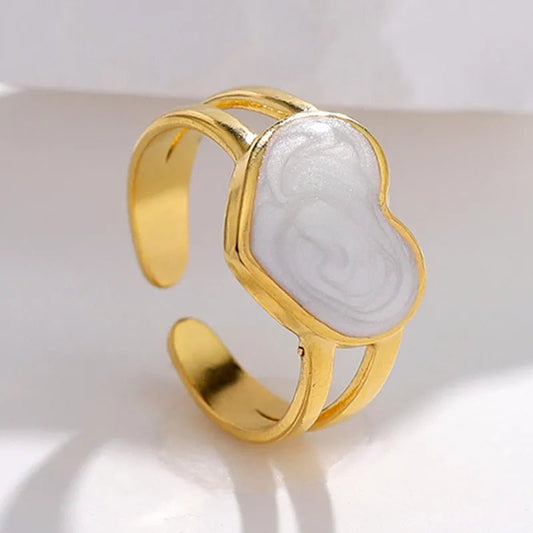 Ατσάλινο δαχτυλίδι καρδιά με λευκό σμάλτο χρώμα χρυσό one size (R1330) - ring – charmy.gr