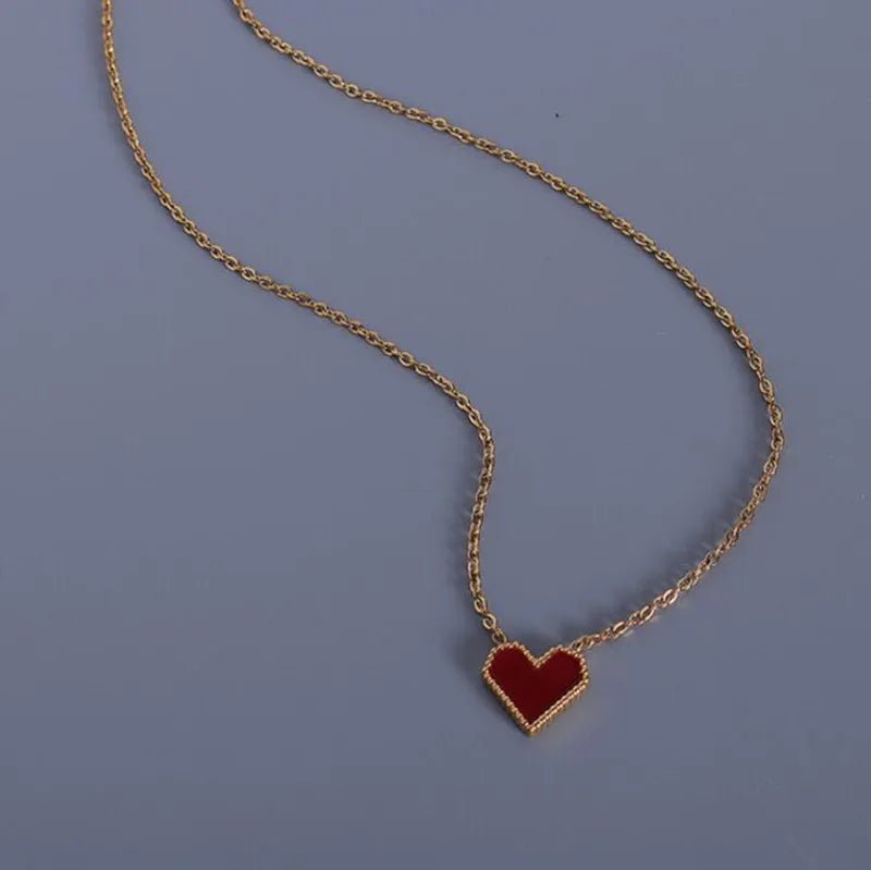 Γυναικείο ατσάλινο κολιέ επιχρυσωμένο 18κ με κόκκινη καρδιά (N1244) - necklace - charmy.gr