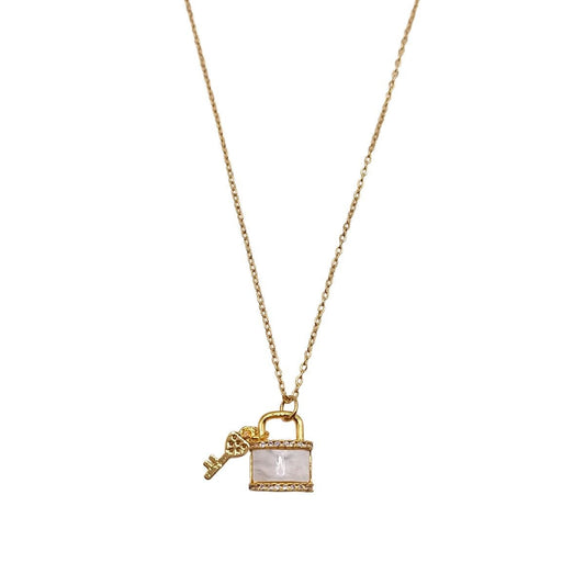 Ατσάλινο κολιέ επιχρυσωμένο με μενταγιόν κλειδαριά με κλειδί με μικρά ζιργκόν (N1267)  - necklace - charmy.gr