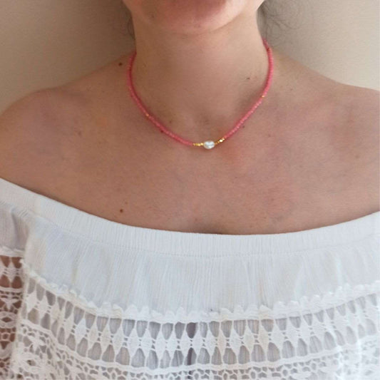 Γυναικείο ατσάλινο κολιέ με γυάλινες χάντρες και πέρλα (N1238)  - necklace - charmy.gr