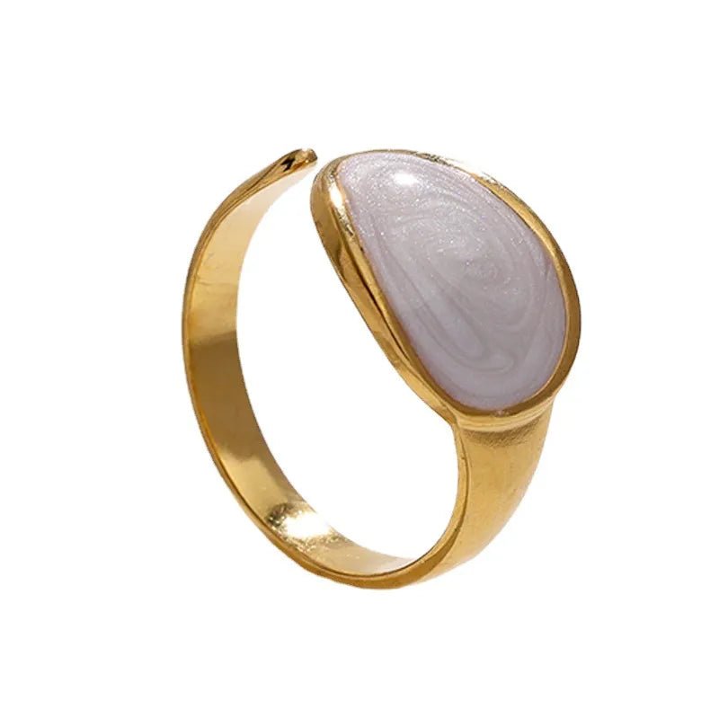 Ατσάλινο ρυθμιζόμενο δαχτυλίδι χρυσό με άσπρο σμάλτο (R1248) - ring - charmy.gr