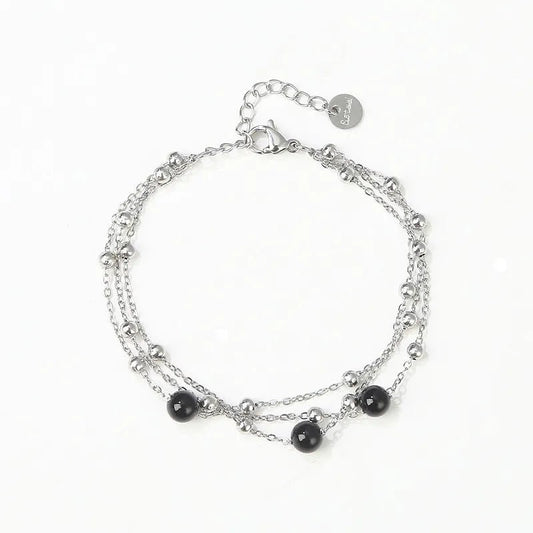 Βραχιόλι ατσάλινο με τριπλή αλυσίδα και μεταλλικές χάντρες και χάντρες από μαύρο αχάτη χρώμα ασημί (B1477) - bracelet - charmy.gr