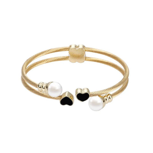 Βραχιόλι ατσάλινο χειροπέδα διπλή με καρδιές και πέρλες επιχρυσωμένη (B1510) - bracelet - charmy.gr