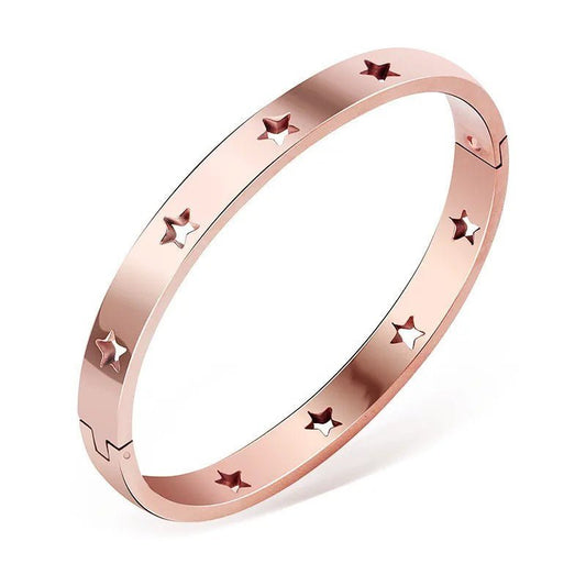 Βραχιόλι ατσάλινο χειροπέδα με αστεράκια χρώμα ροζ χρυσό (B1161) - bracelet - charmy.gr