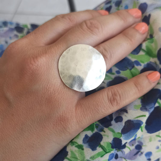 Χειροποίητο δαχτυλίδι ρυθμιζόμενo με δίσκο επαργυρωμένο (R1323) - ring - charmy.gr