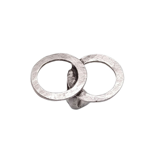 Δαχτυλίδι ρυθμιζόμενo με δύο κύκλους ενωμένους επαργυρωμένο (R1310) - ring - charmy.gr