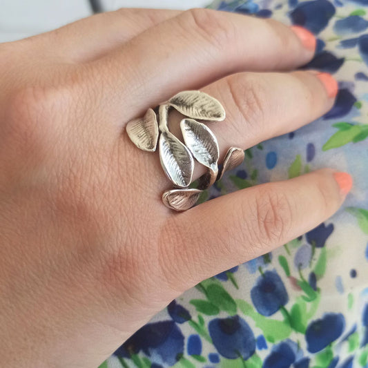 Χειροποίητο δαχτυλίδι ρυθμιζόμενo με φύλλα επαργυρωμένο (R1297) - ring - charmy.gr