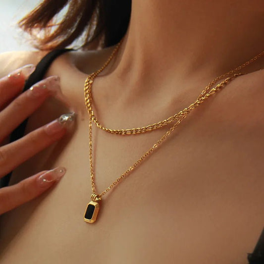 Γυναικείο κολιέ ατσάλινο διπλό με μενταγιόν με μαύρη πέτρα επιχρυσωμένο - necklace - charmy.gr