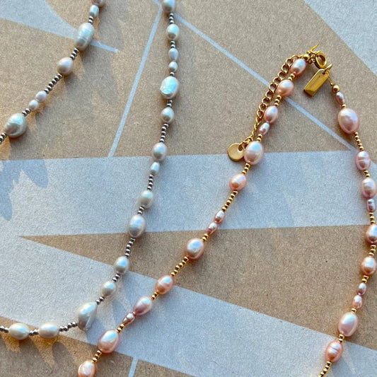 Γυναικείο κολιέ ατσάλινο με πέρλες χρώμα ασημί (N1391) - necklace - charmy.gr