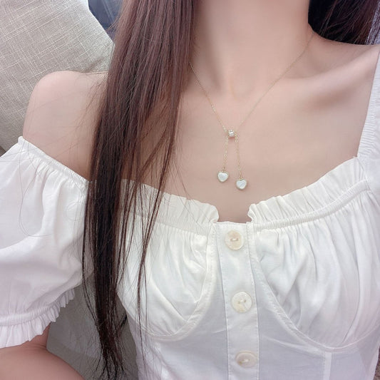 Γυναικείο κολιέ ατσάλινο με ροδέλα και δύο λευκές καρδιές επιχρυσωμένο (N1366) - necklace - charmy.gr