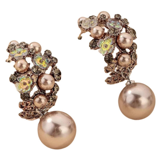 Κρεμαστά σκουλαρίκια με λουλούδια και μεταλλικές πέρλες 4,5 εκατοστά (E1164) - earrings - charmy.gr