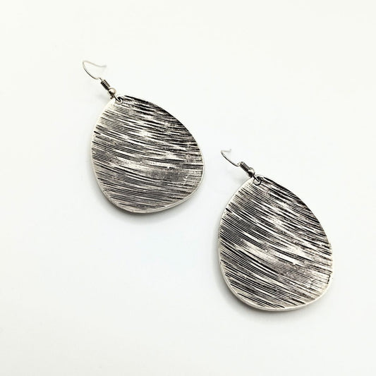 Κρεμαστά σκουλαρίκια με οβάλ σχήμα επαργυρωμένα 5εκ (E1288) - earrings - charmy.gr