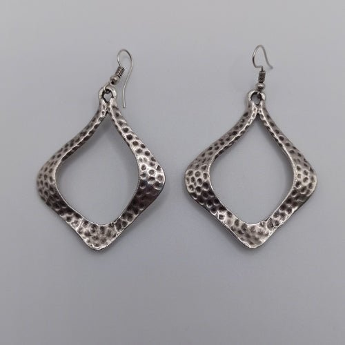 Χειροποίητα σκουλαρίκια επαργυρωμένα (E1055) - Earrings - charmy.gr