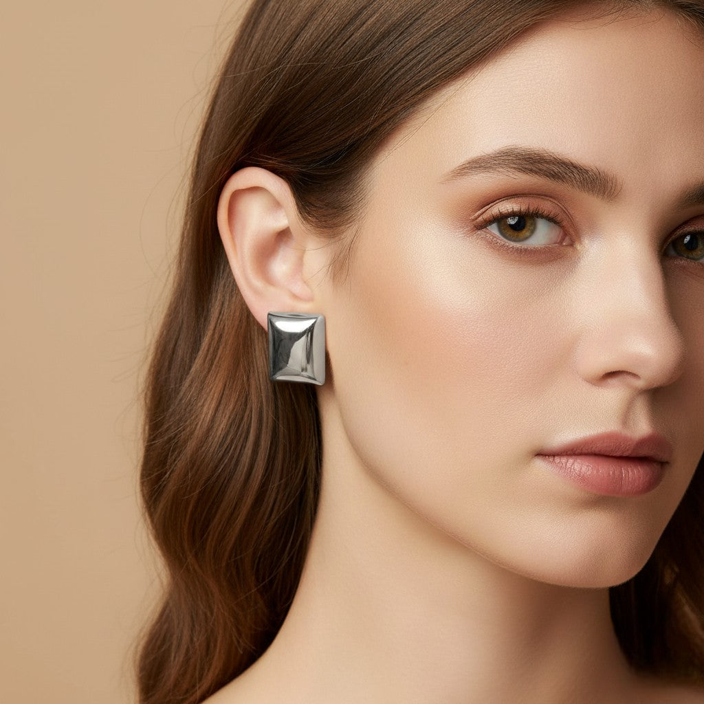 Ατσάλινα Ασημί Σκουλαρίκια 2.9 x 2.4 cm με Γεωμετρικό Design (E1617)