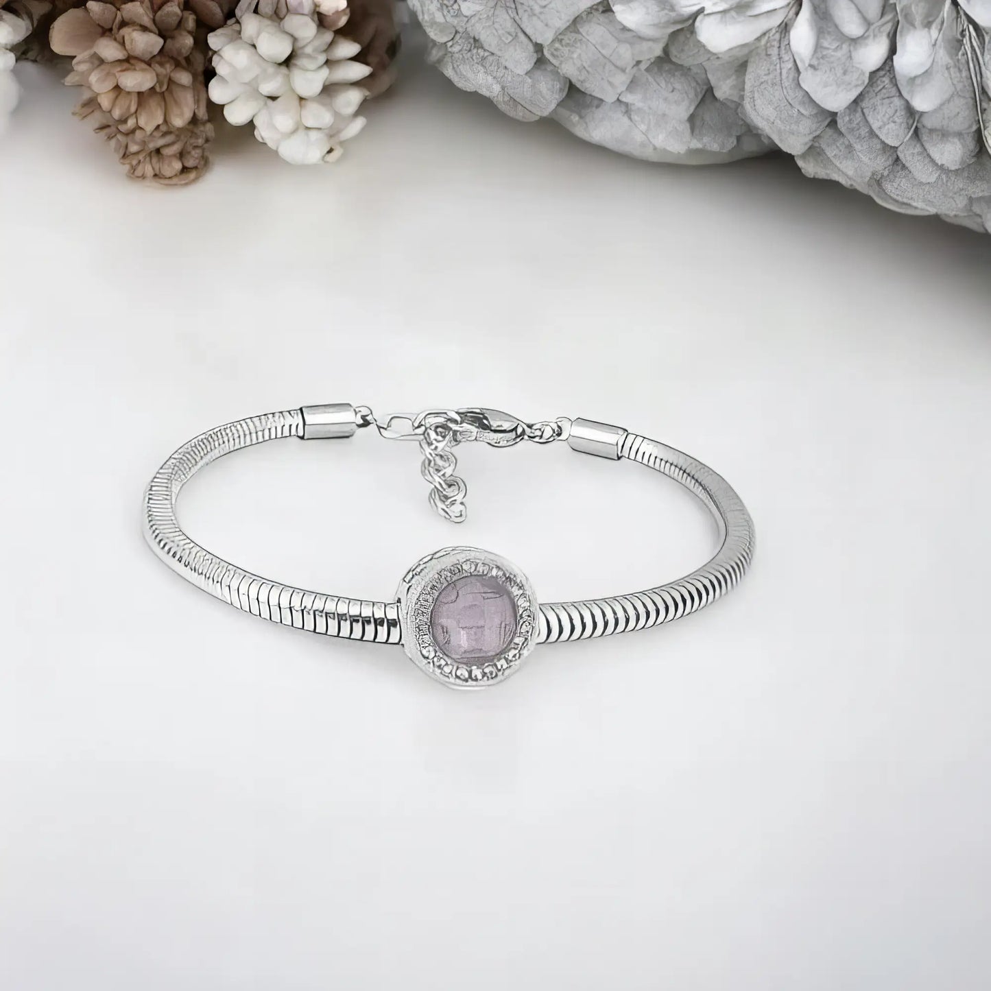 Ατσάλινο βραχιόλι με charm (B3263)