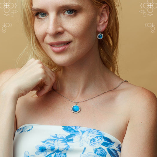 Χειροποίητο κολιέ με κρύσταλλα swarovski (F1031)