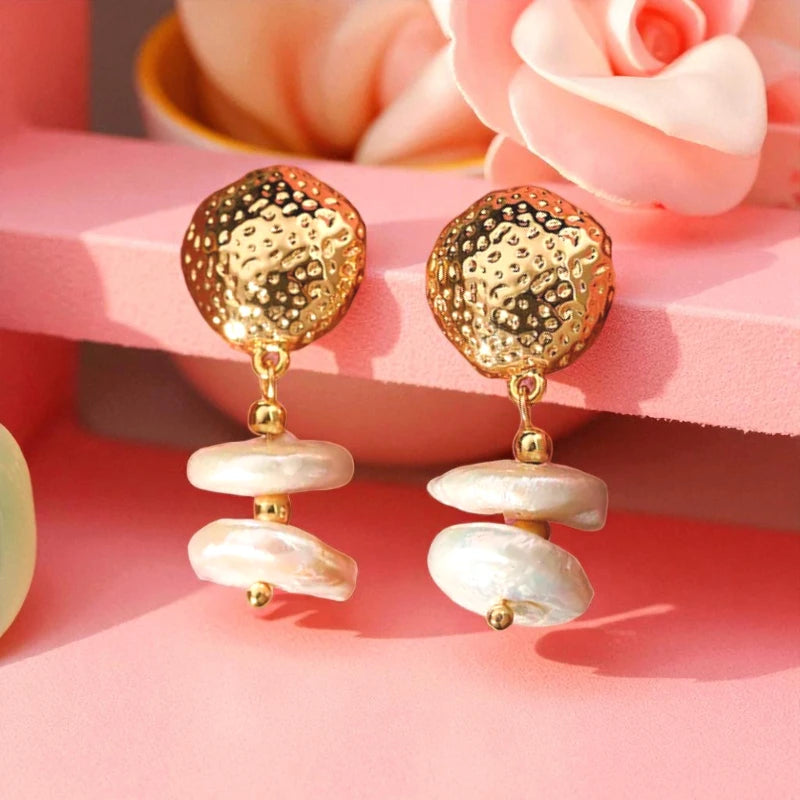 Σκουλαρίκια με Καλλιεργημένα Μαργαριτάρια & Χρυσό Χαλκό (E1557)