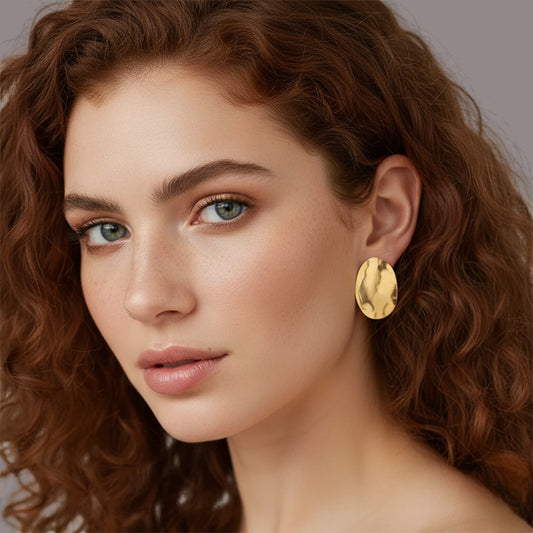 Ατσάλινα Χρυσά Σκουλαρίκια 3.5 cm με Ματ Ανάγλυφη Υφή (E1620)