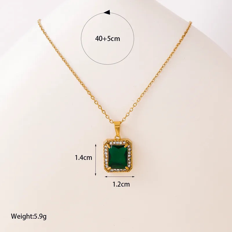 Κολιέ από Ατσάλι με Πράσινη Ορθογώνια Πέτρα (N1839)