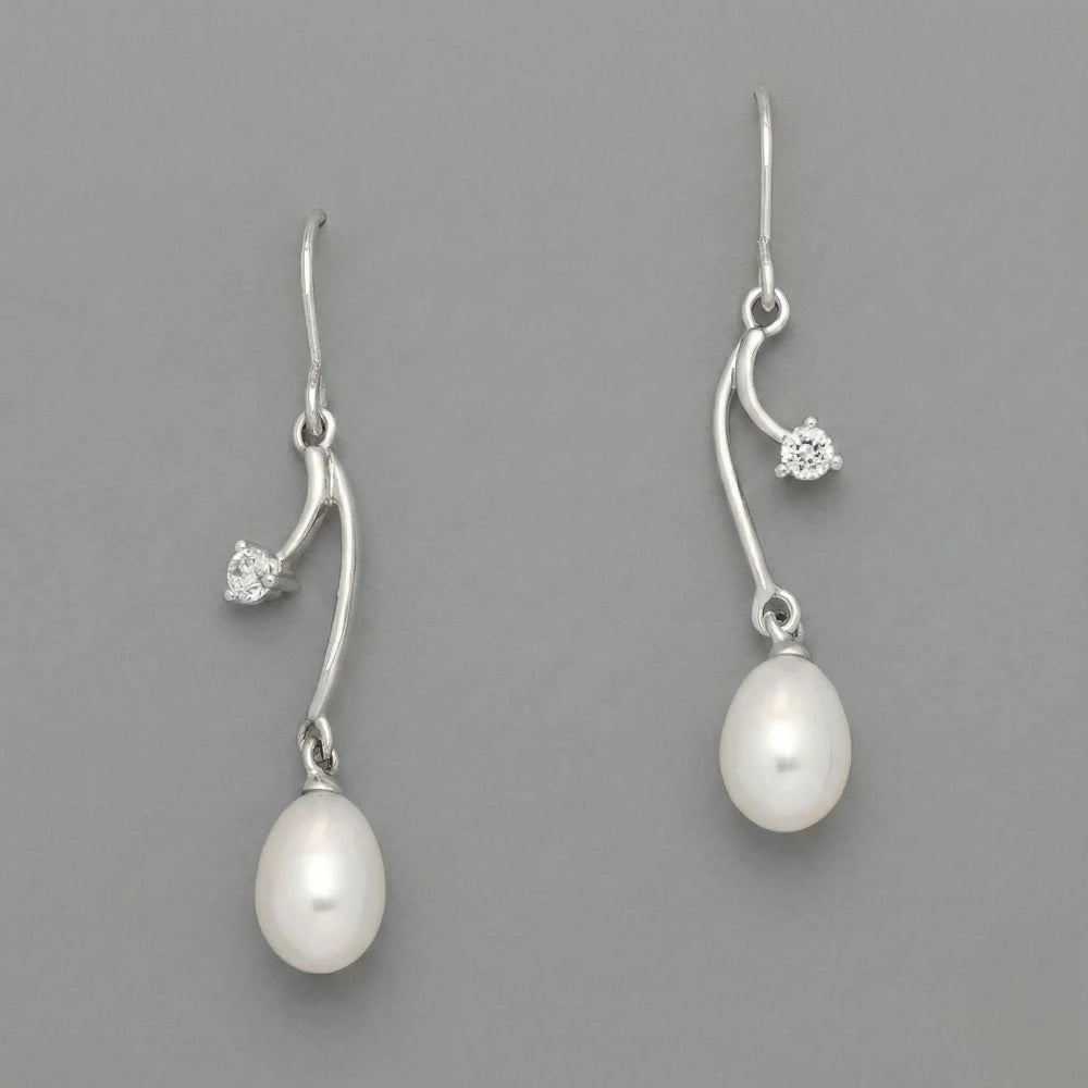 Σκουλαρίκια από Ασήμι 925 μάκρος 3.8cm με Μαργαριτάρι Γλυκού Νερού σε σχήμα σταγόνας & Ζιργκόν (PE004)