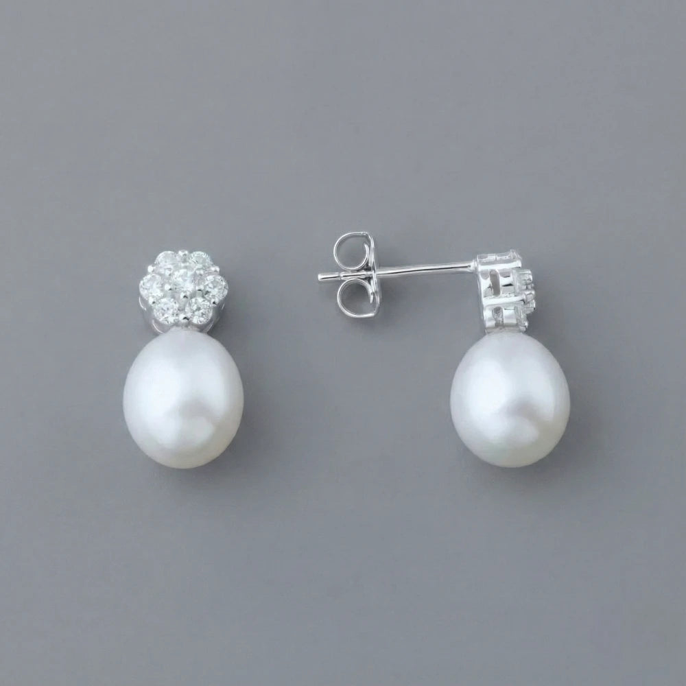 Ασημένια 925 Σκουλαρίκια Μήκος: 1.5cm με Μαργαριτάρια Γλυκού Νερού & Ζιργκόν (PE027)