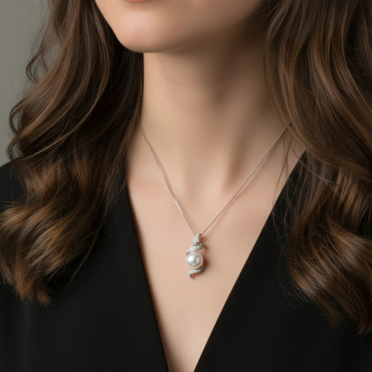Ασημένιο 925 Κολιέ με Μαργαριτάρι Γλυκού Νερού & Ζιργκόν (PN026)