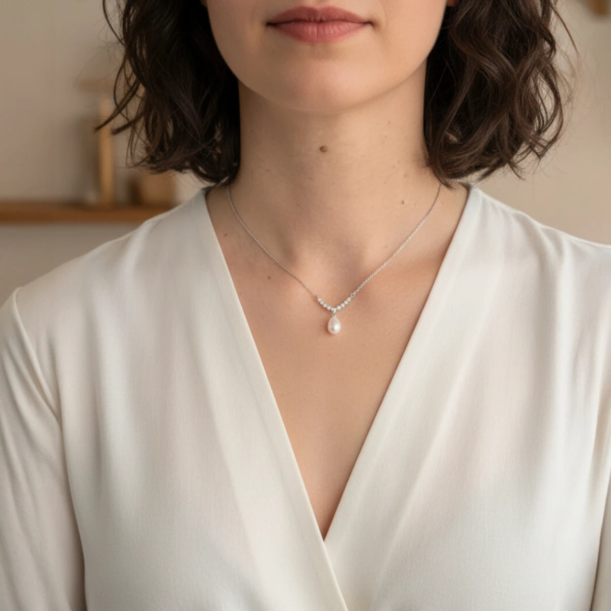 Ασημένιο 925 Κολιέ με Μαργαριτάρι Γλυκού Νερού & Ζιργκόν (PN034)