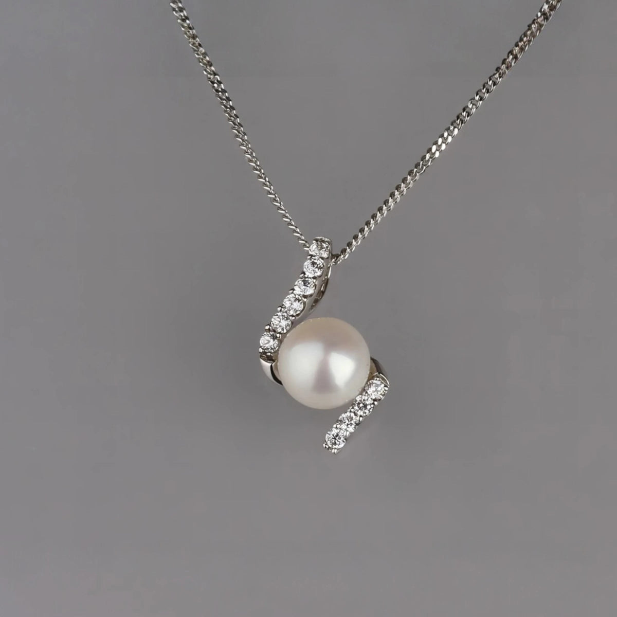 Ασημένιο 925 Κολιέ με Μαργαριτάρι Γλυκού Νερού & Ζιργκόν (PN029) - charmy.gr