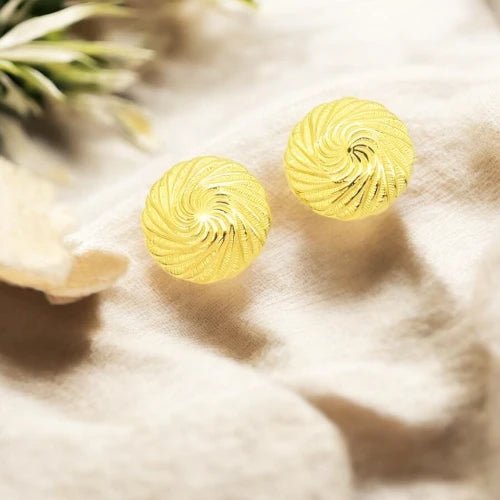 Ατσάλινα καρφωτά σκουλαρίκια με εντυπωσιακό ανάγλυφο 2.9cm (E3085) - charmy.gr