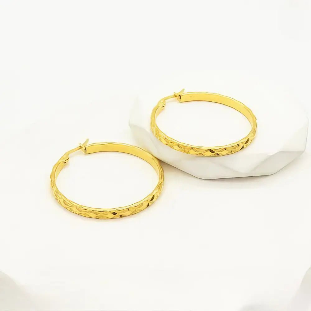 Ατσάλινα σκουλαρίκια κρίκοι επιχρυσωμένοι 3.7cm (E3106) - charmy.gr