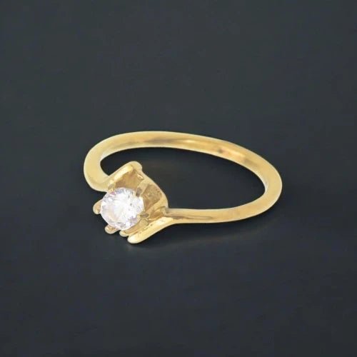 Ατσάλινο δαχτυλίδι μονόπετρο επιχρυσωμένο (R3102) - charmy.gr