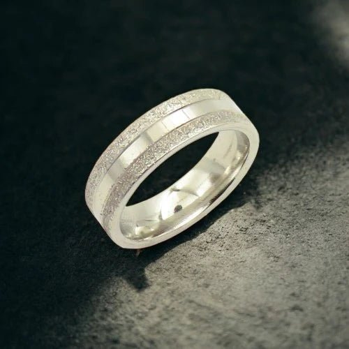 Ατσάλινο δαχτυλίδι χρώμα ασημί (R3035) - charmy.gr