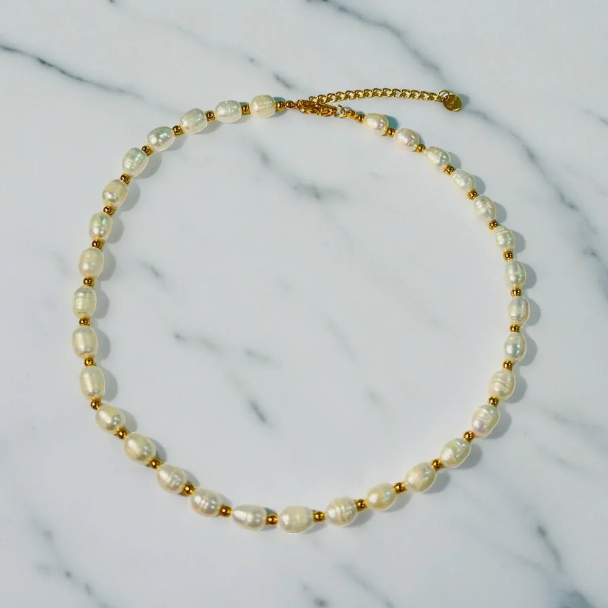 Ατσάλινο κολιέ με μαργαριτάρια του γλυκού νερού 18k (N1714) - charmy.gr