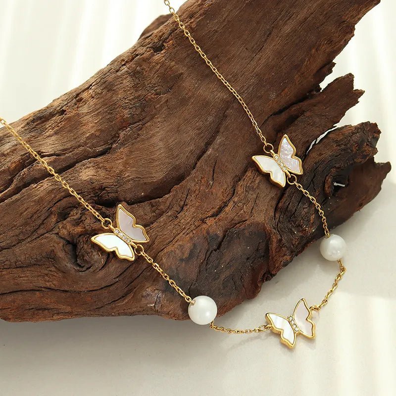 Κολιέ ατσάλινο με πεταλούδες και πέρλες (N1406) - charmy.gr