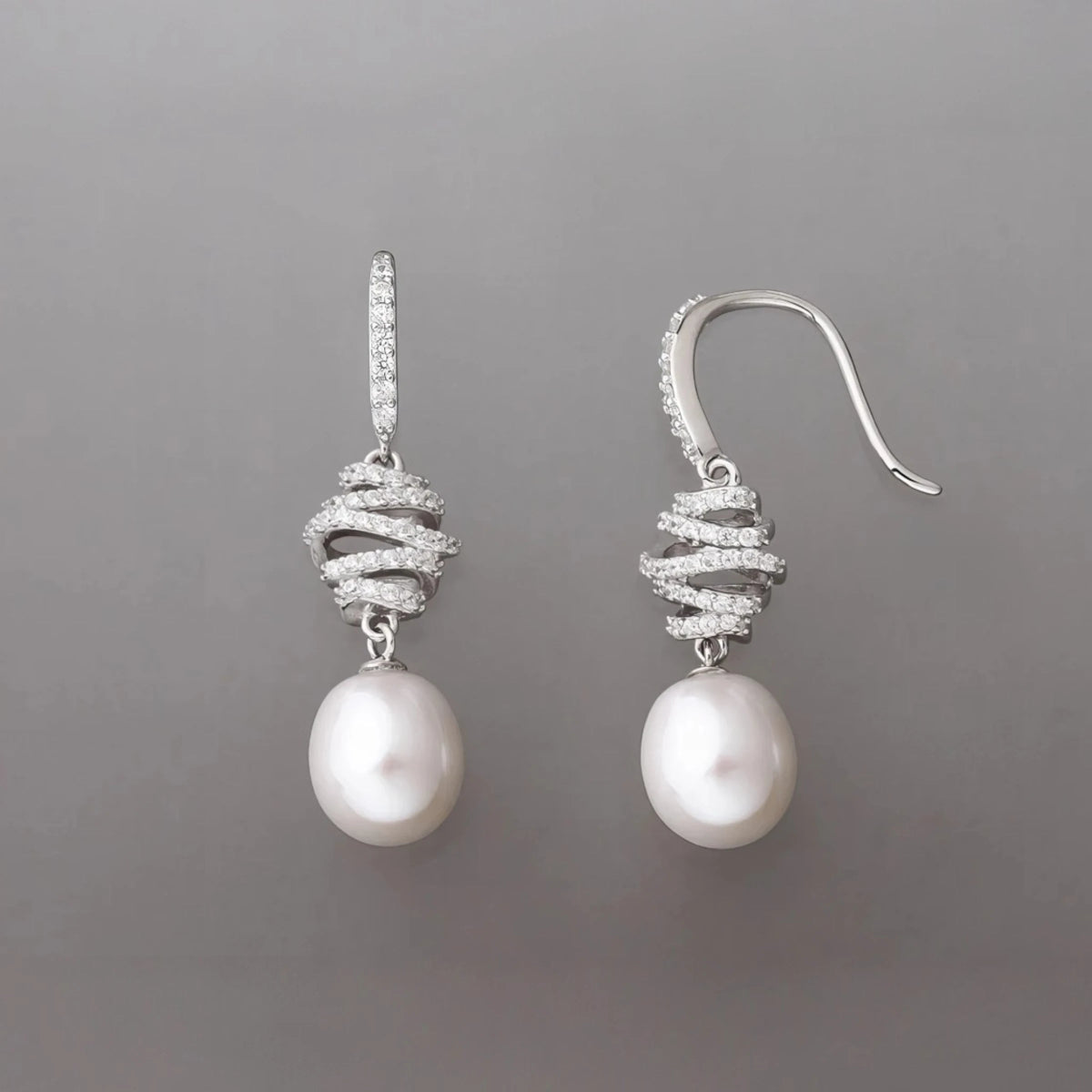 Σκουλαρίκια από Ασήμι 925 μάκρος 3cm με Μαργαριτάρια σε Σχήμα Σταγόνας (PE011) - charmy.gr