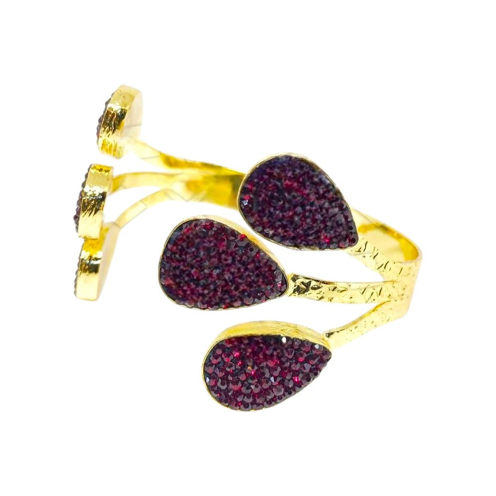 Χειροποίητο βραχιόλι από ορείχαλκο με κόκκινα ζιργκόν επιχρυσωμένο (B1127) - charmy.gr