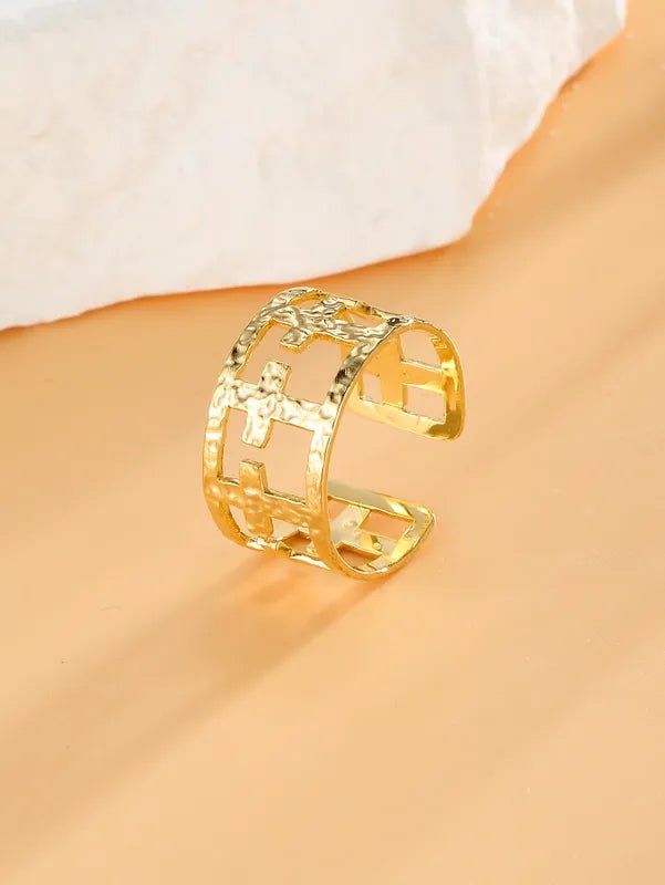 Δαχτυλίδι ατσάλινο με σταυρουδάκια επιχρυσωμένο 18k (R1330) – ring – charmy.gr